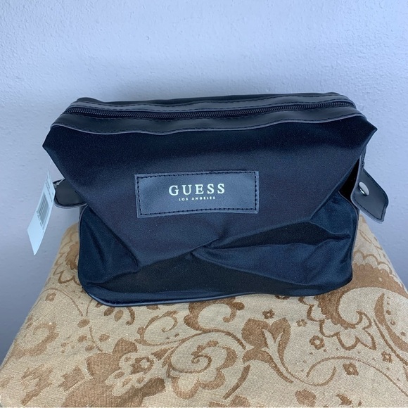 NEW GUESS Black Toiletry Bag Classic Zip Closure Travel Cosmetic - Picture 6 of 9
